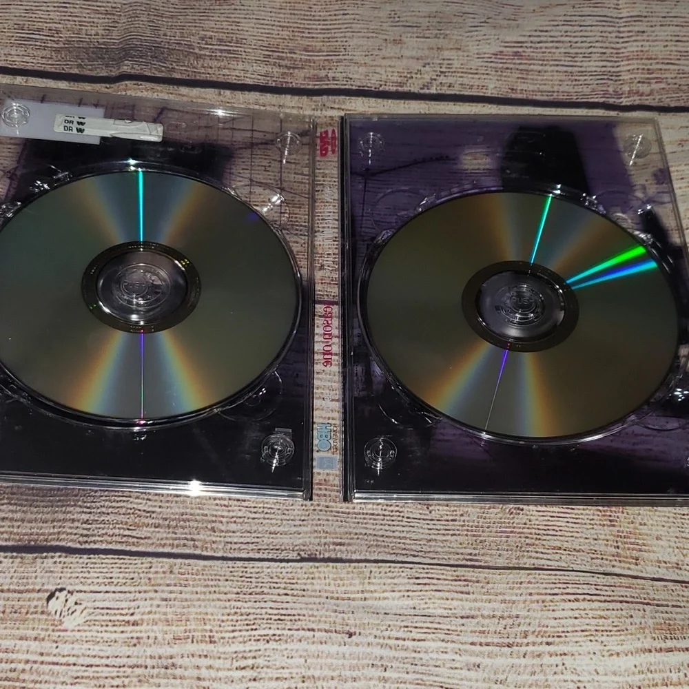 Multiple DVD's - Picture 5 of 9